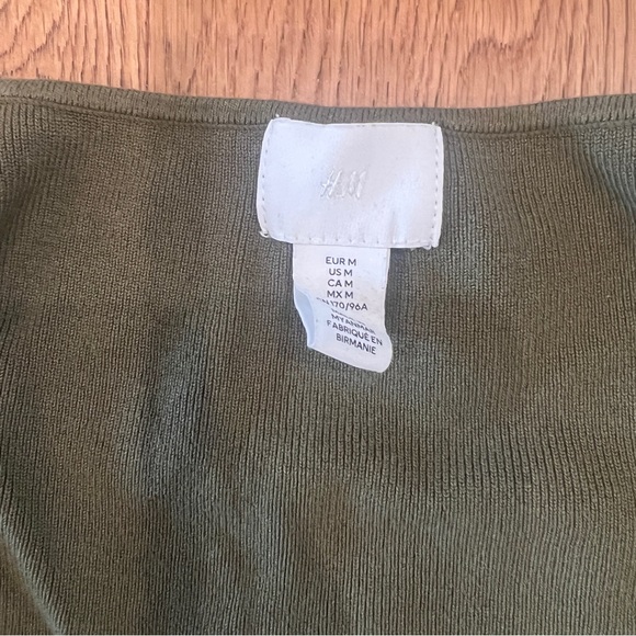 H&M | NWOT Square-Neck Crop Top - Picture 7 of 7